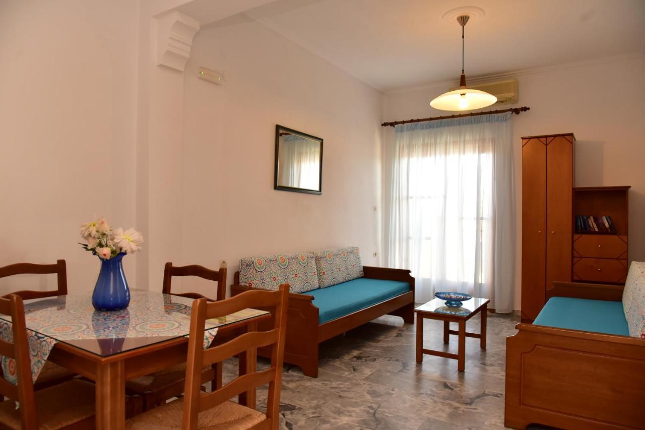 Filoxenia Apartments 2 팔라이오코라 외부 사진